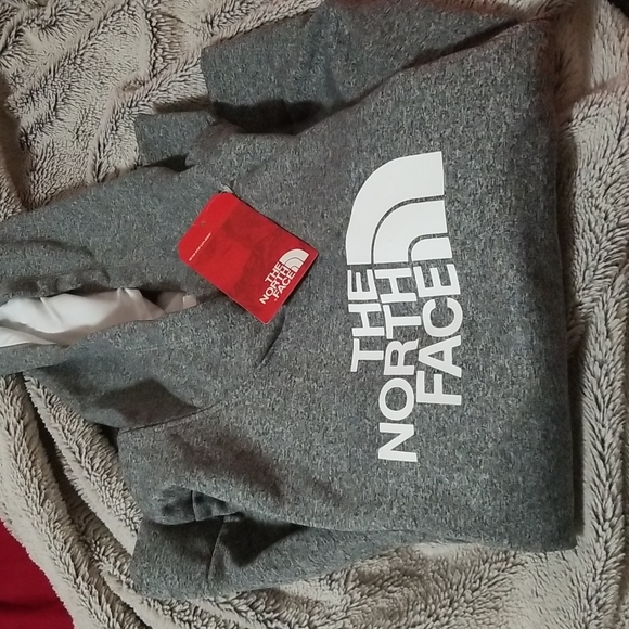 The North Face Tops - NWT THE NORTHFACE POLYESTER HOODIE